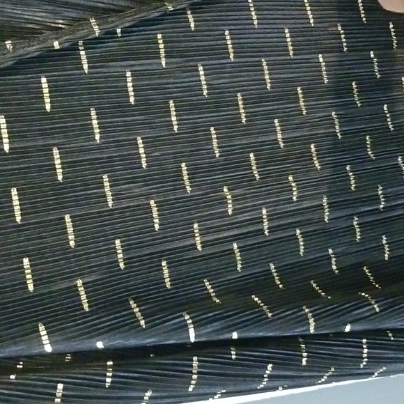 Black and gold cardigan - Picture 5 of 7